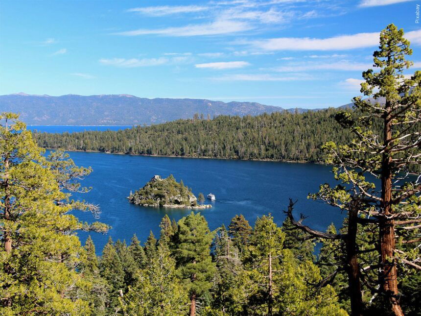 Remaining body found after boat overturns on Lake Tahoe, leaving 8 dead, officials say